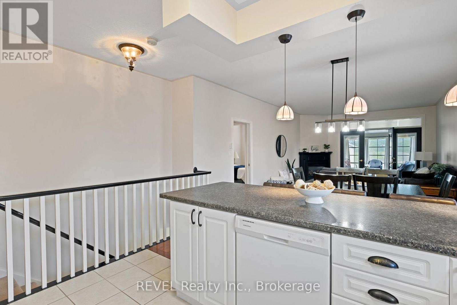 Photo 13 of 159 Willowlanding Court, Welland ON