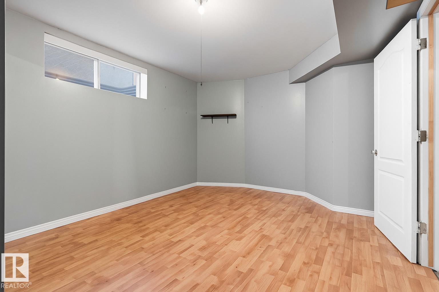 Photo 23 of 4804 147 Av Nw, Edmonton AB