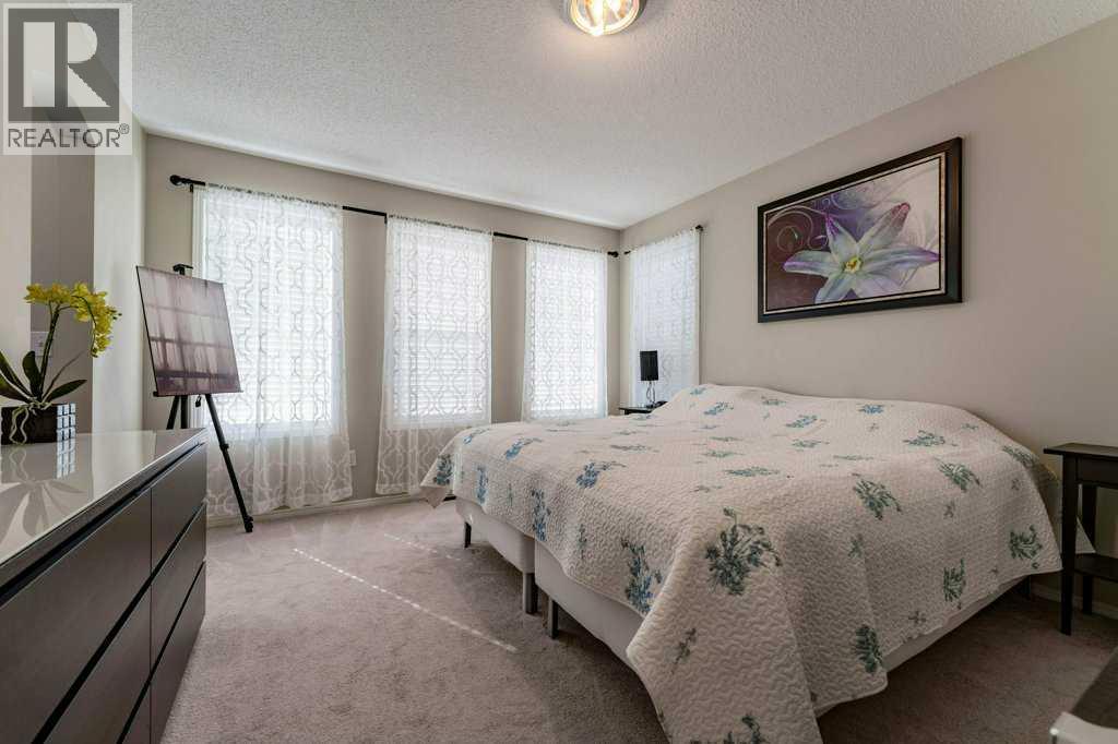 Single Family House for Sale in  Covemeadow Crescent NE Coventry Hills Calgary 