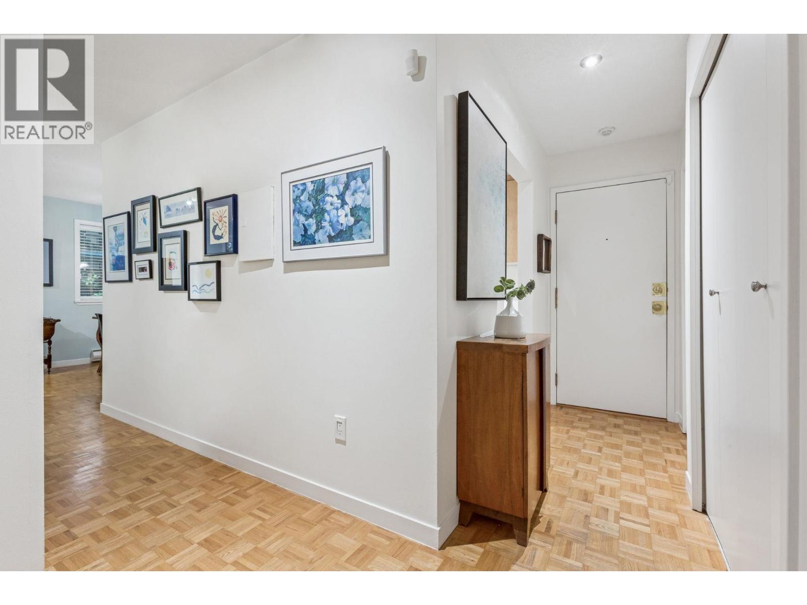 Photo 8 of 112 1429 E 4th Avenue, Vancouver BC