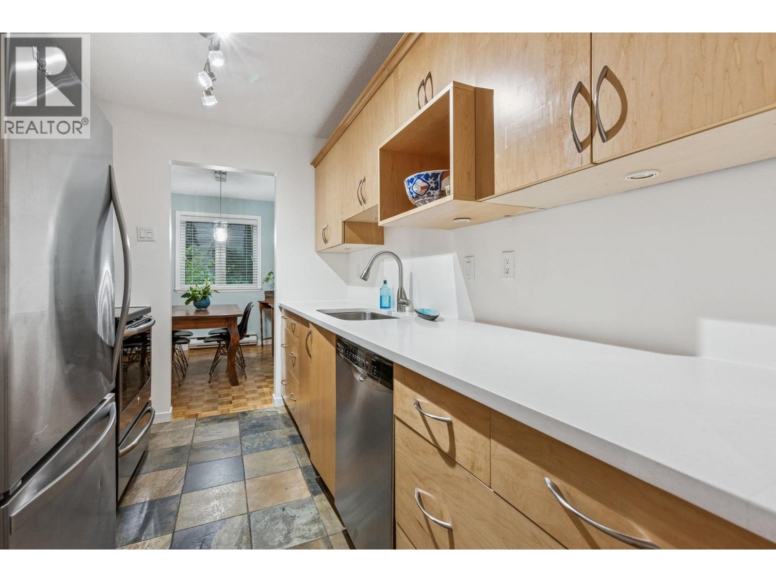 Photo 6 of 112 1429 E 4th Avenue, Vancouver BC