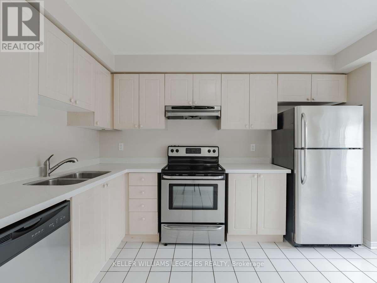 Photo 12 of 10 2370 Britannia Road W, Mississauga ON