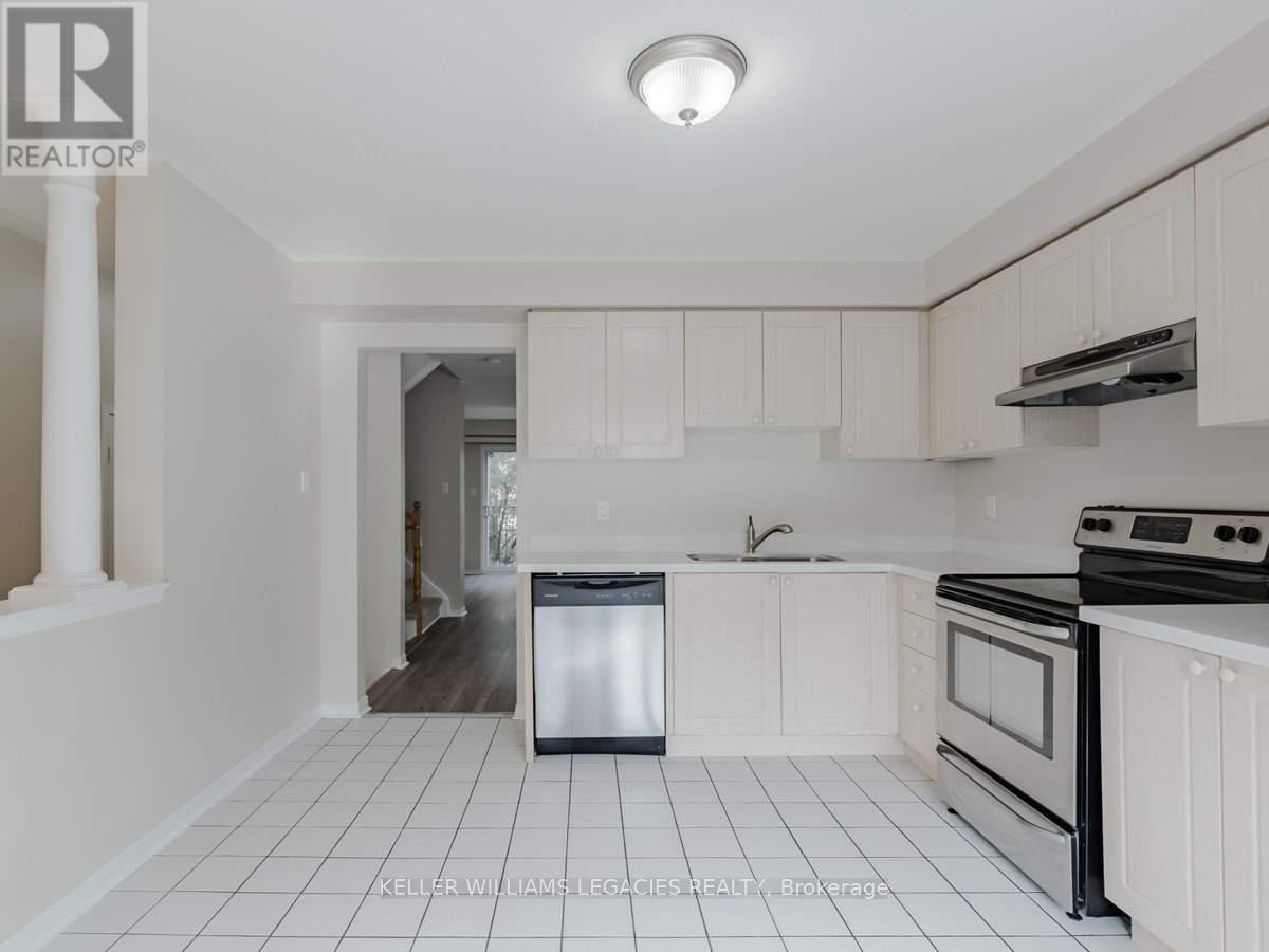 Photo 2 of 10 2370 Britannia Road W, Mississauga ON