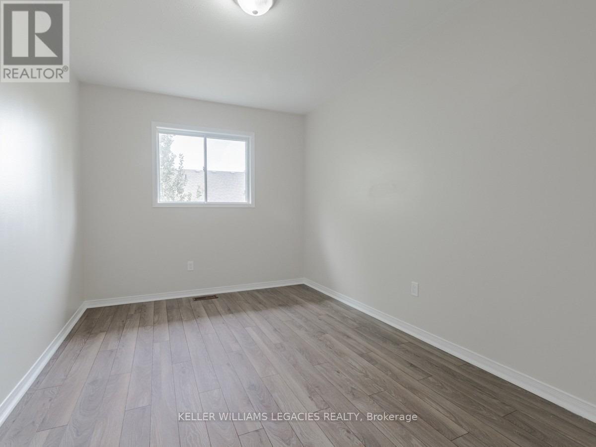 Photo 19 of 10 2370 Britannia Road W, Mississauga ON