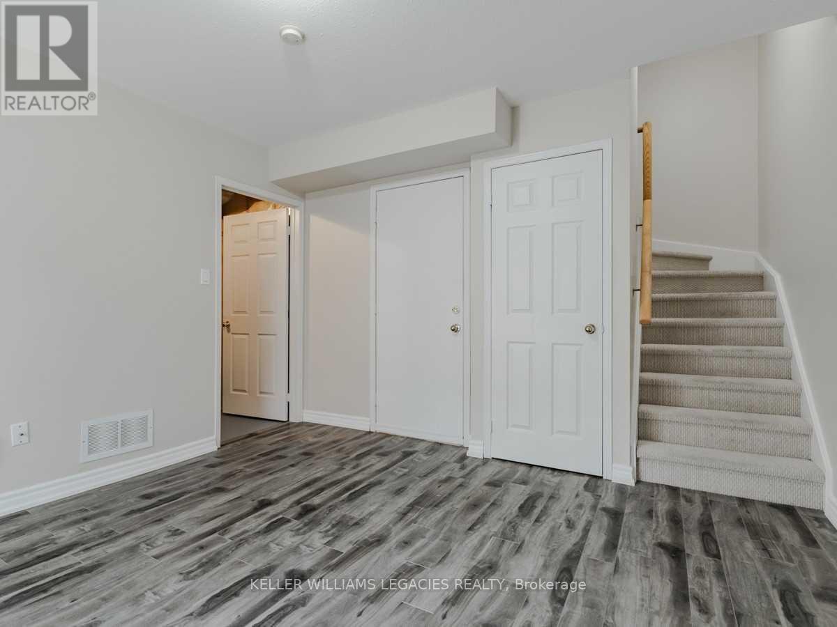 Photo 14 of 10 2370 Britannia Road W, Mississauga ON
