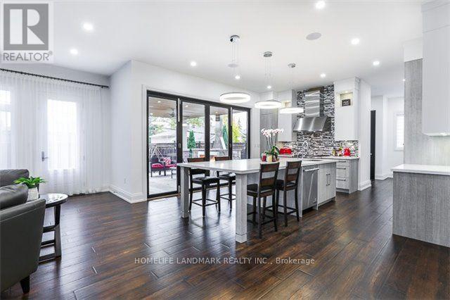 Photo 1 of 428 Sandmere Place, Oakville ON