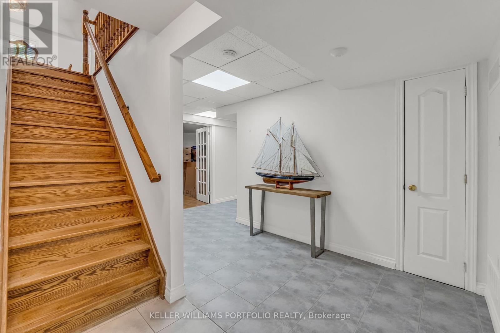 Photo 32 of 8 Vista View Court, Caledon ON