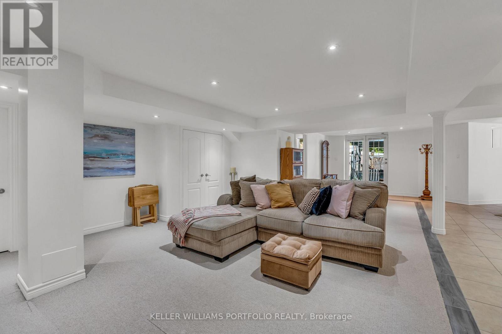 Photo 36 of 8 Vista View Court, Caledon ON
