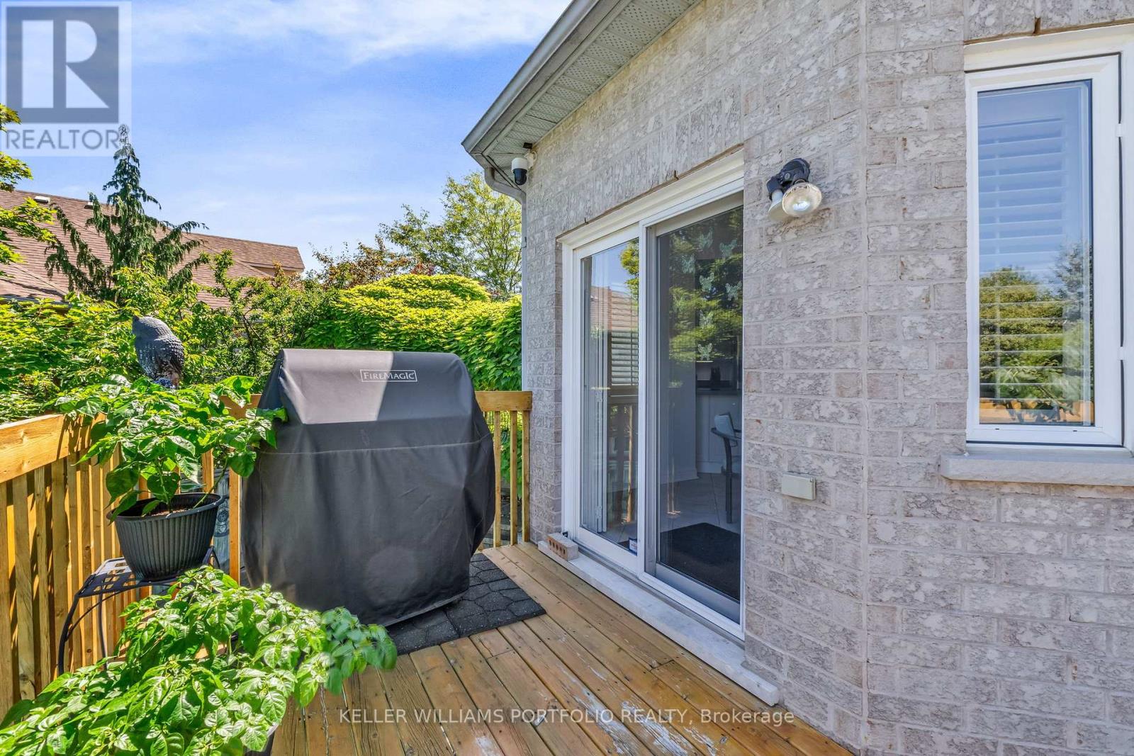 Photo 45 of 8 Vista View Court, Caledon ON