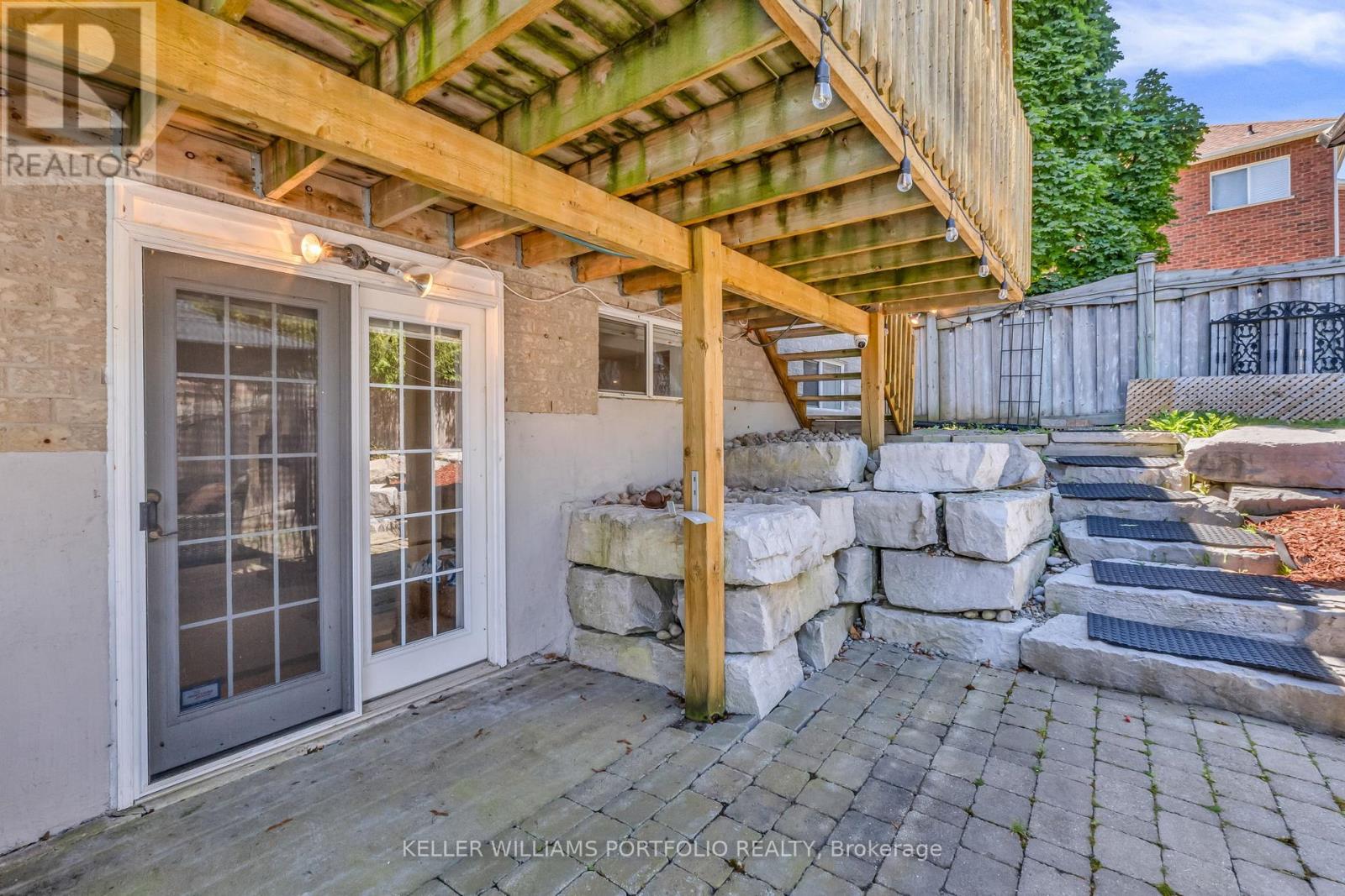 Photo 29 of 8 Vista View Court, Caledon ON