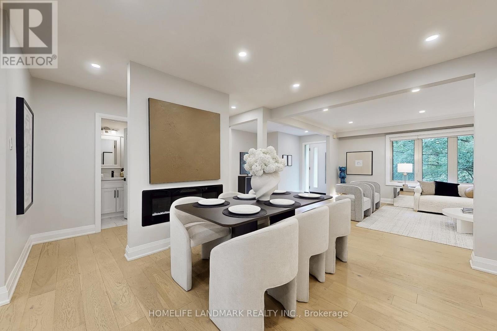 Photo 7 of 456 Chamberlain Lane, Oakville ON