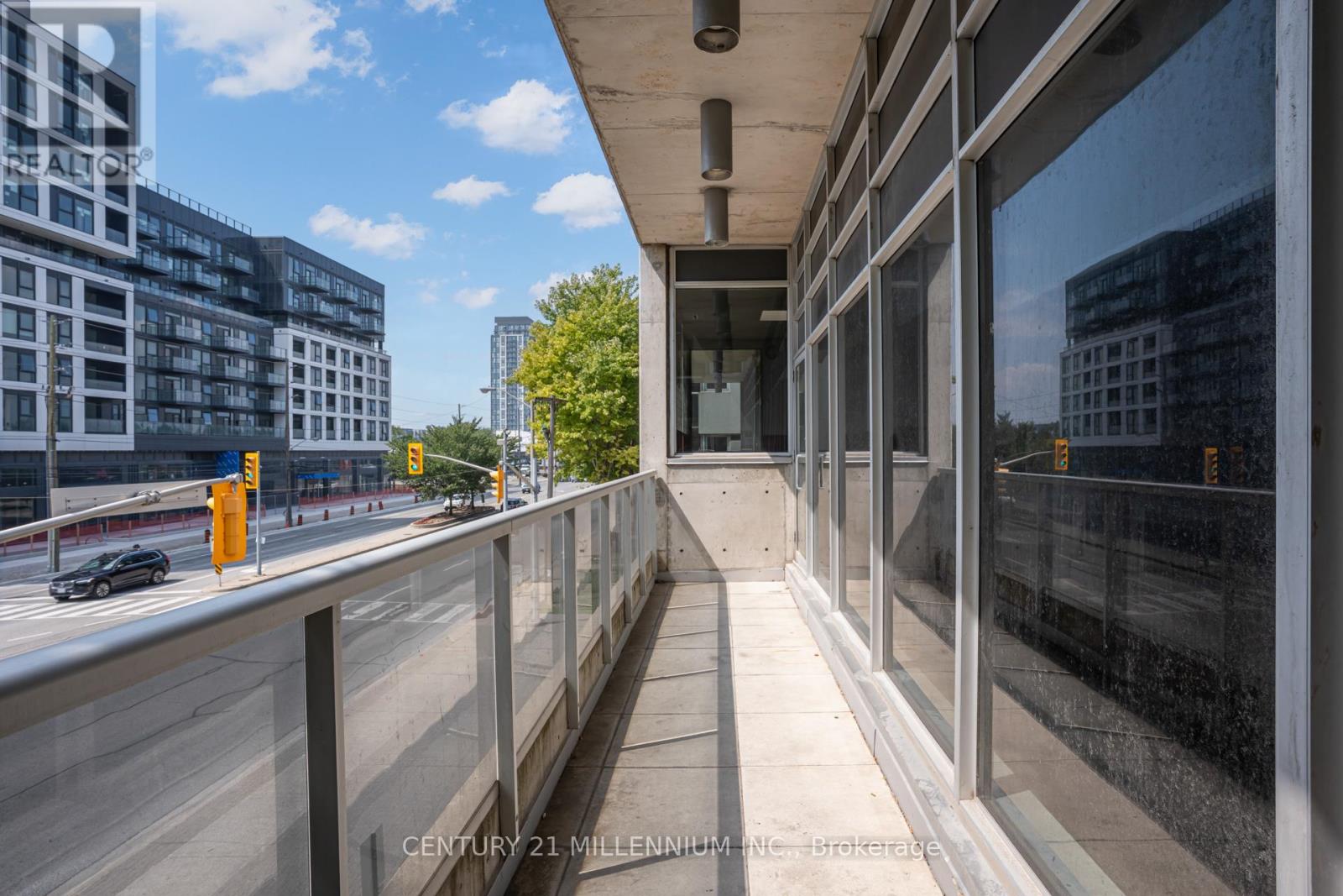 Photo 3 of 615 1050 The Queensway, Toronto ON
