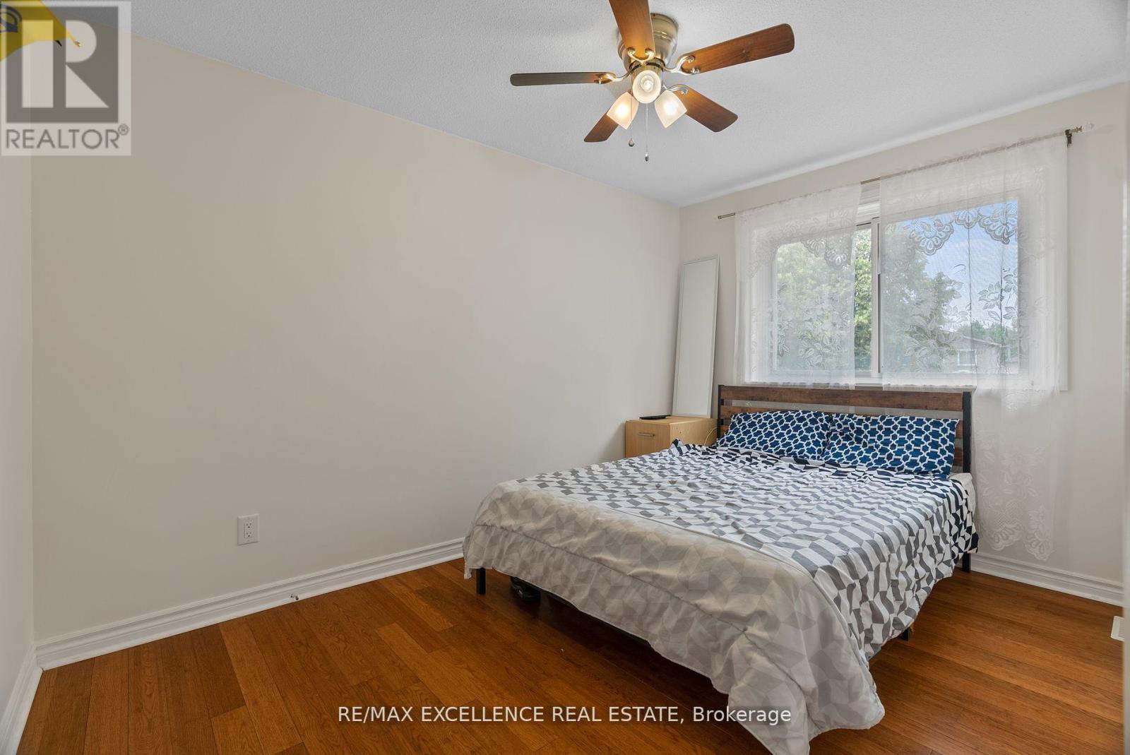 Photo 18 of 55 Rushmore Crescent, Brampton ON