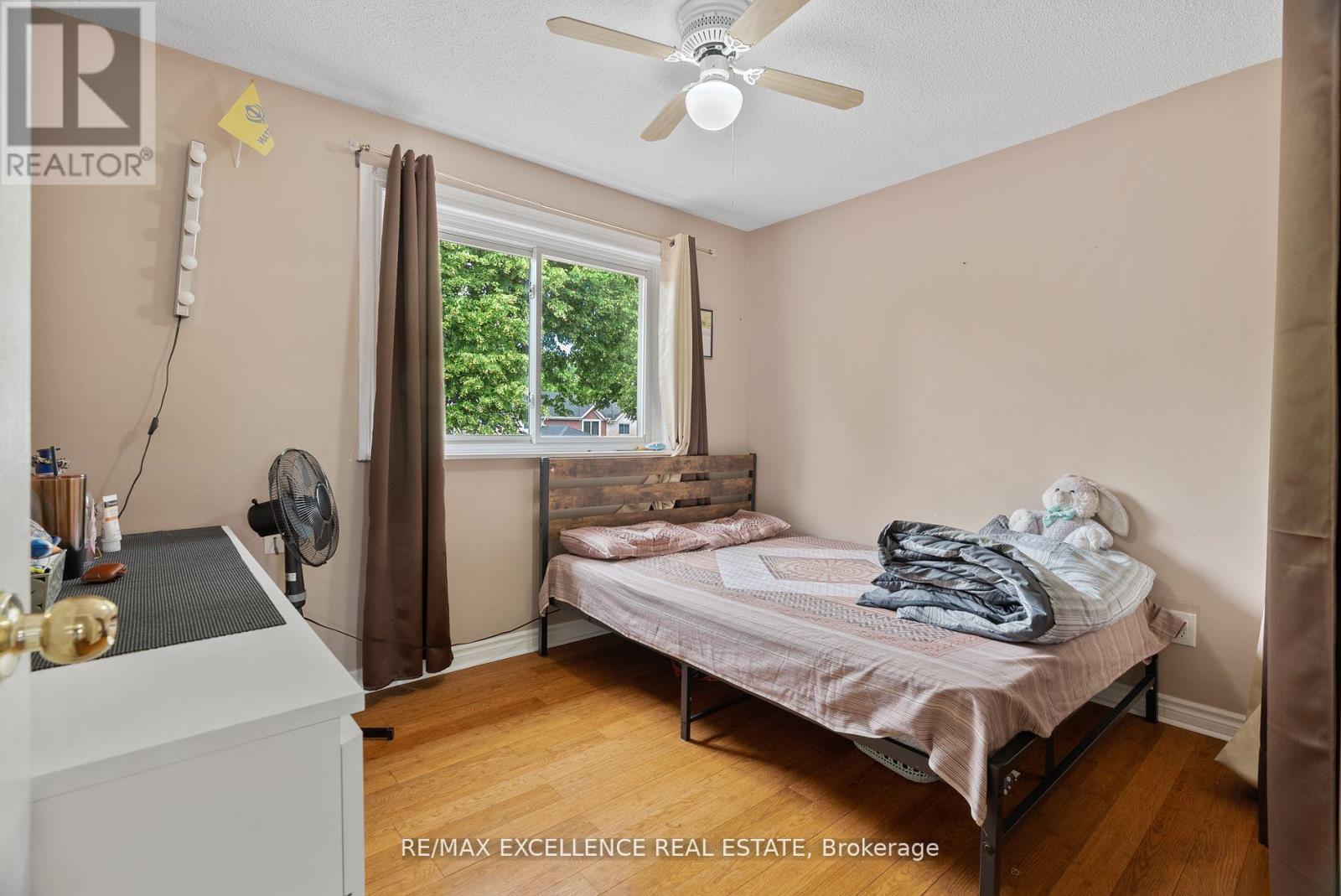 Photo 19 of 55 Rushmore Crescent, Brampton ON