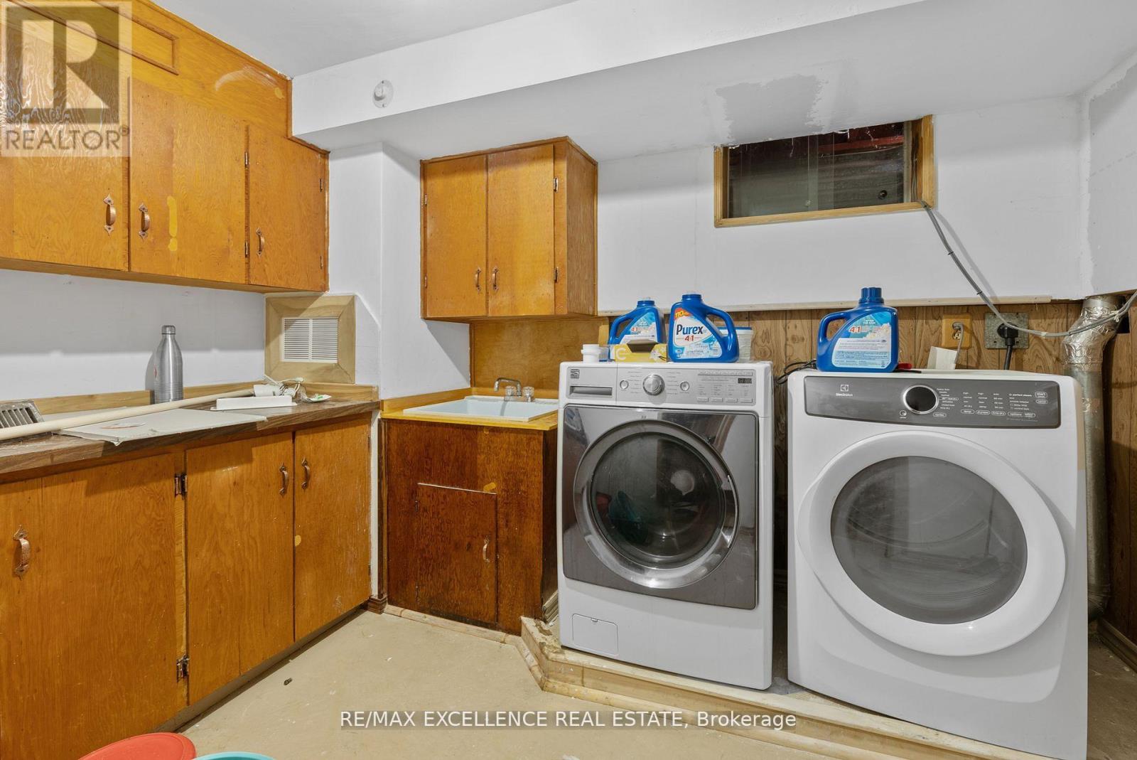Photo 23 of 55 Rushmore Crescent, Brampton ON