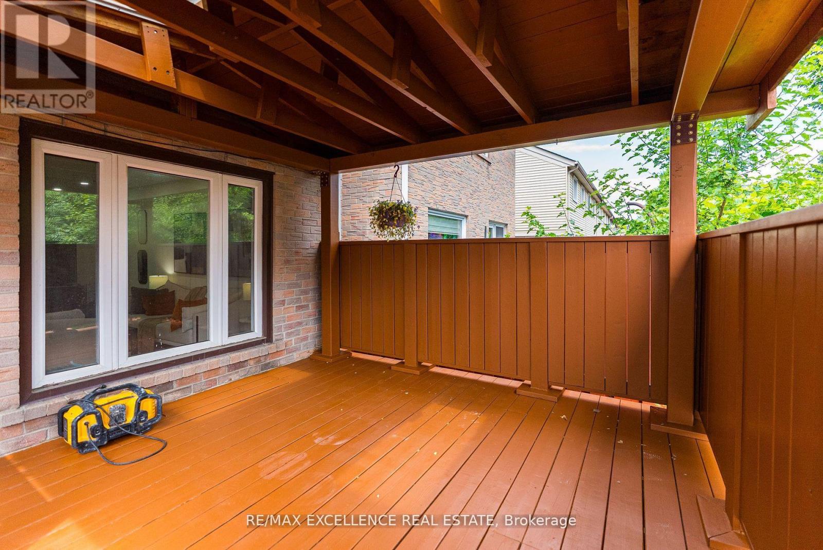 Photo 26 of 55 Rushmore Crescent, Brampton ON