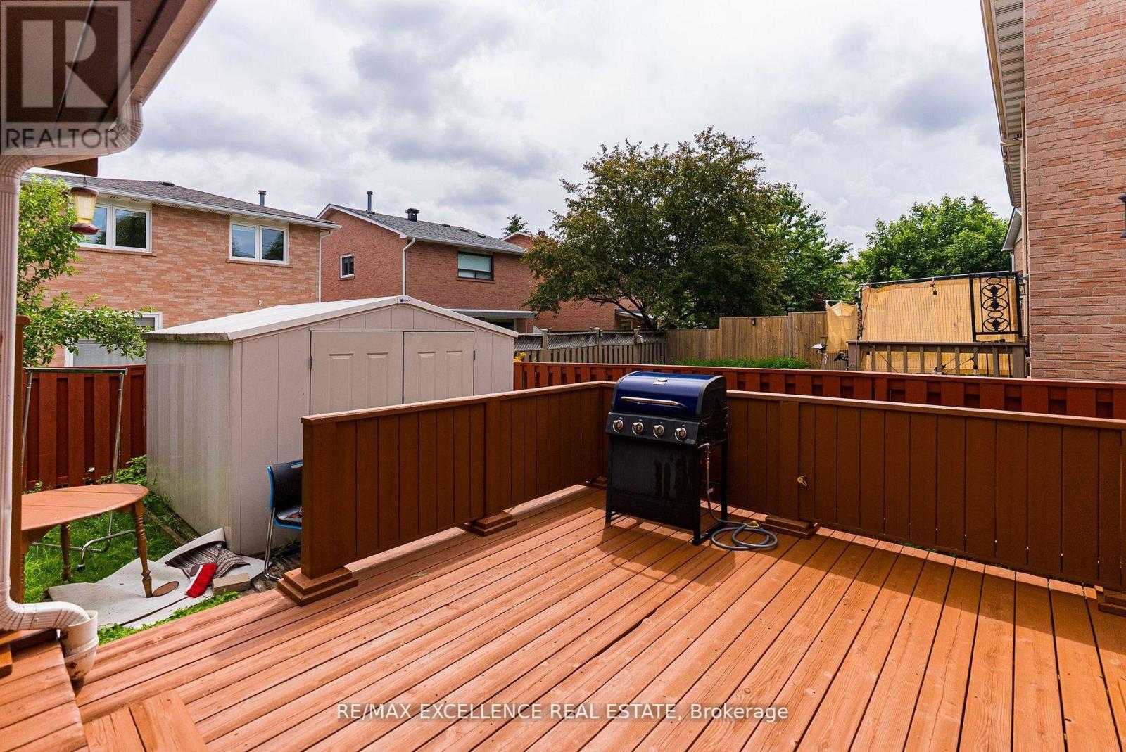 Photo 28 of 55 Rushmore Crescent, Brampton ON