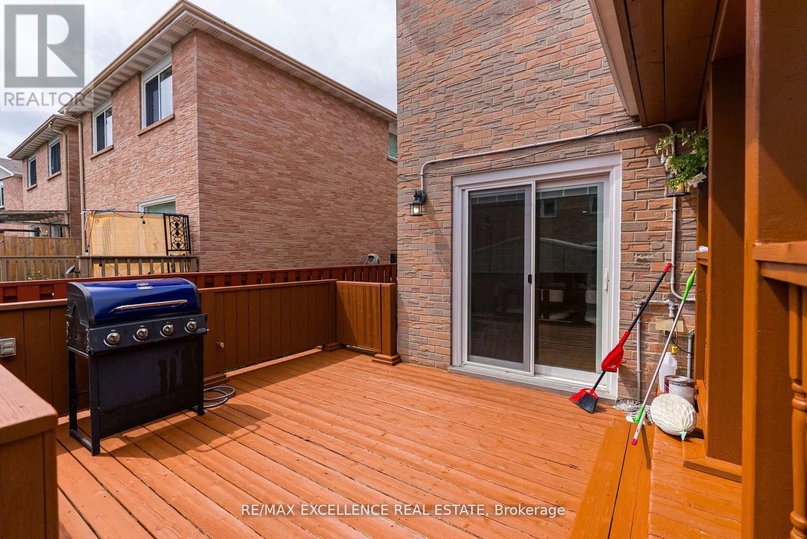 Photo 29 of 55 Rushmore Crescent, Brampton ON