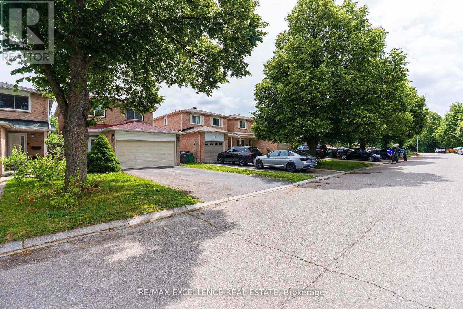 Photo 34 of 55 Rushmore Crescent, Brampton ON