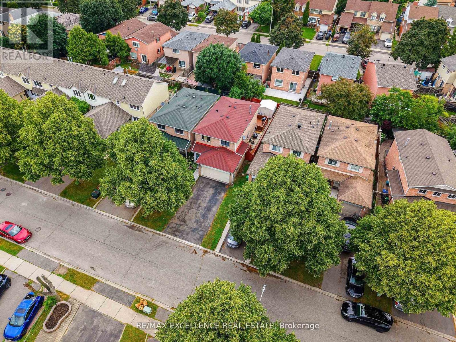 Photo 36 of 55 Rushmore Crescent, Brampton ON