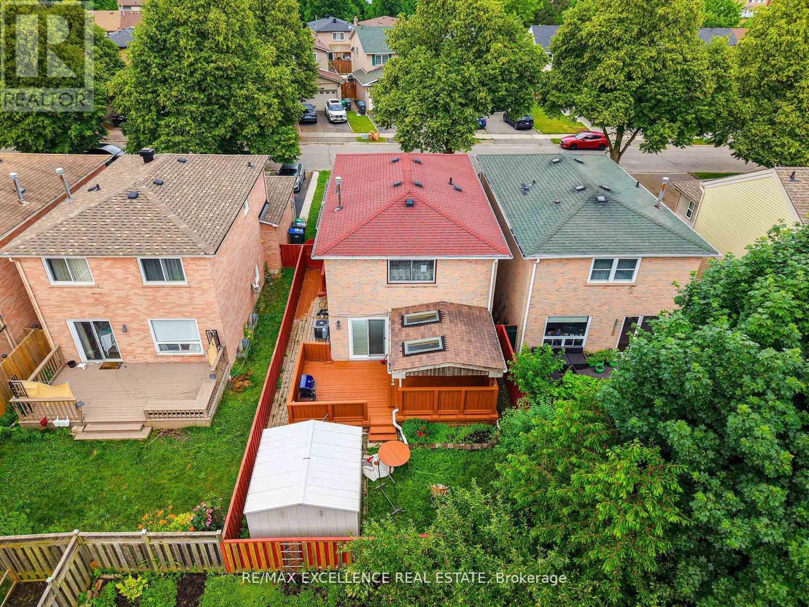 Photo 38 of 55 Rushmore Crescent, Brampton ON