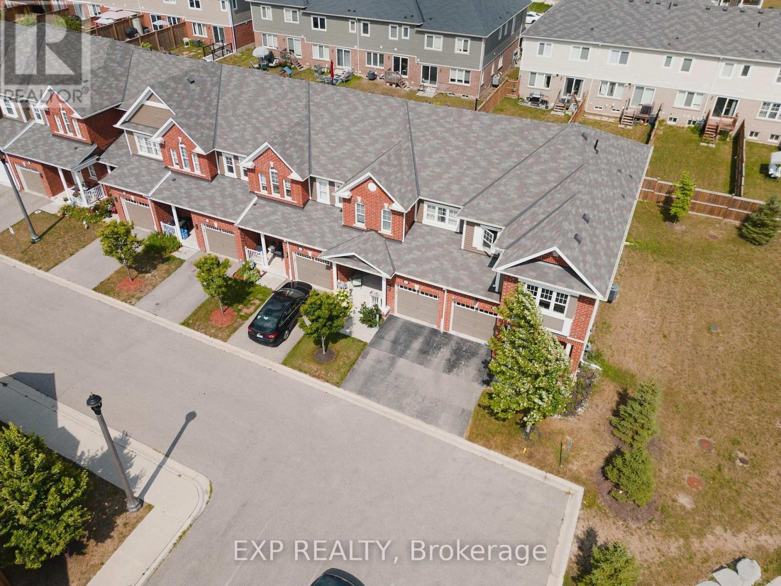 Photo 28 of 242 Waterbrook Lane, Kitchener ON