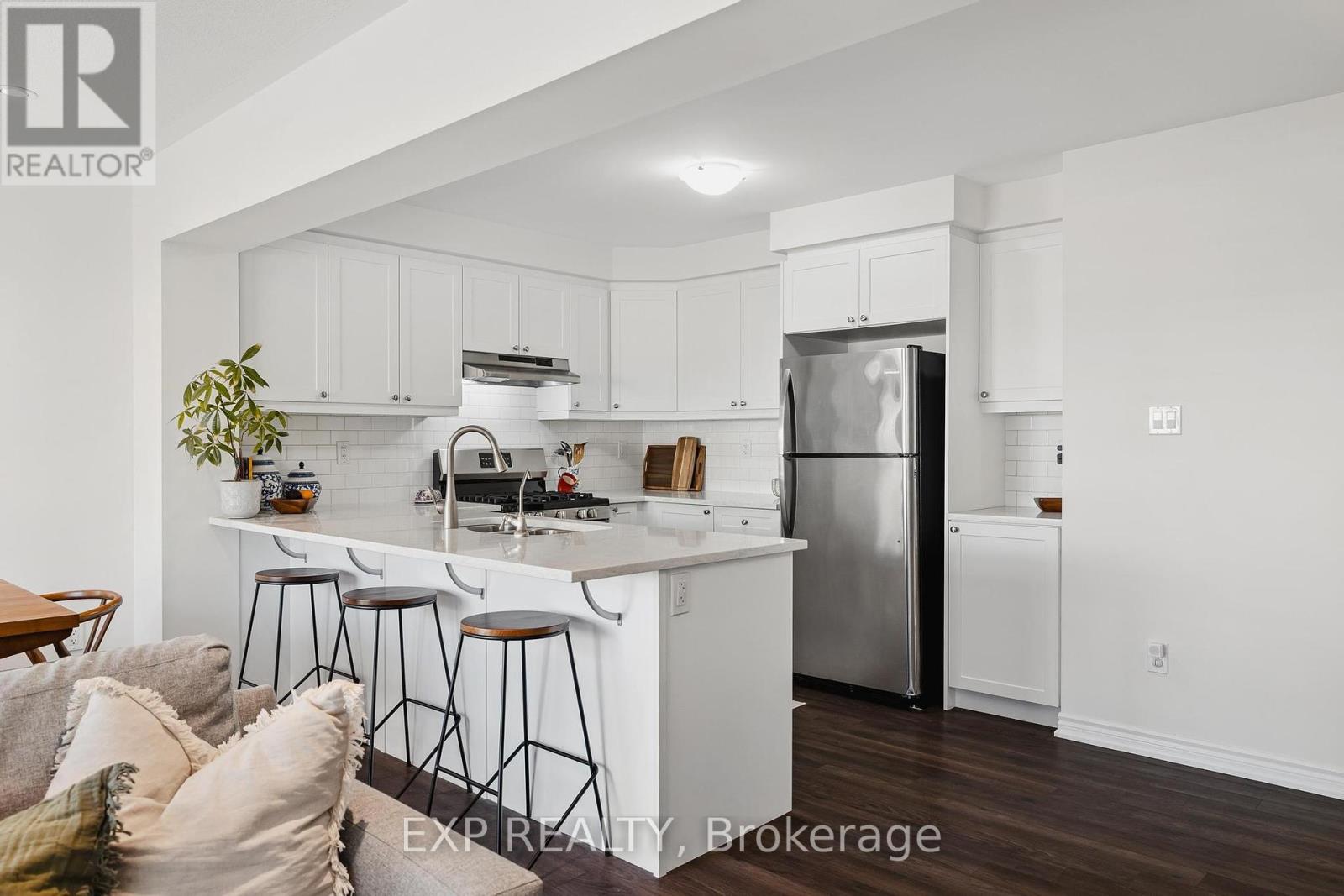Photo 8 of 242 Waterbrook Lane, Kitchener ON