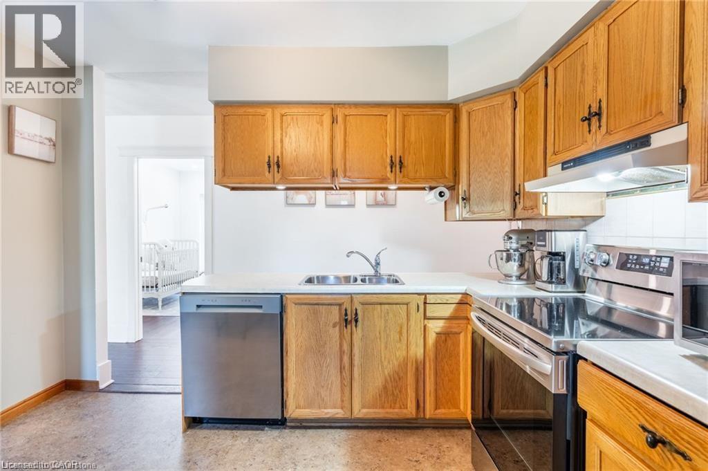 Photo 22 of 238 West 15th Street, Hamilton ON