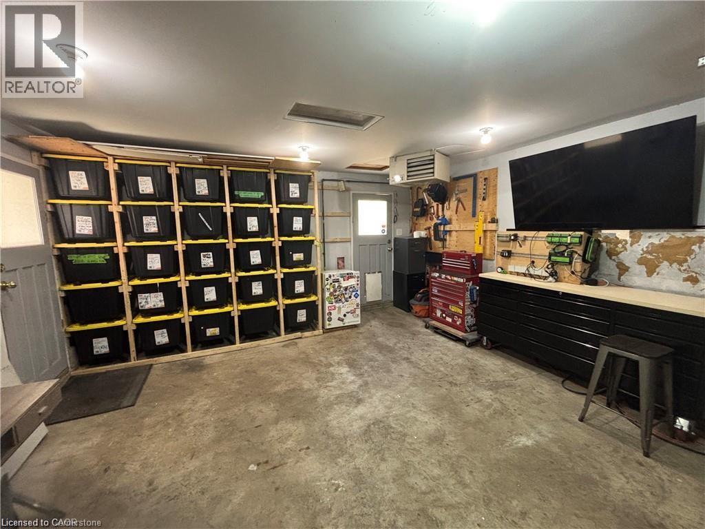 Photo 33 of 238 West 15th Street, Hamilton ON