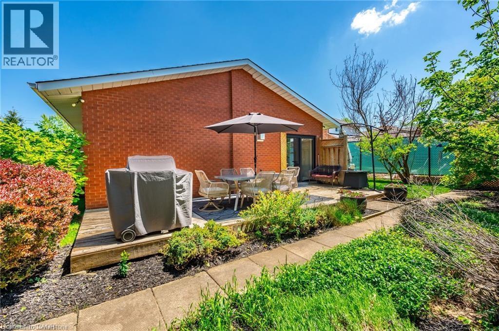 Photo 32 of 238 West 15th Street, Hamilton ON