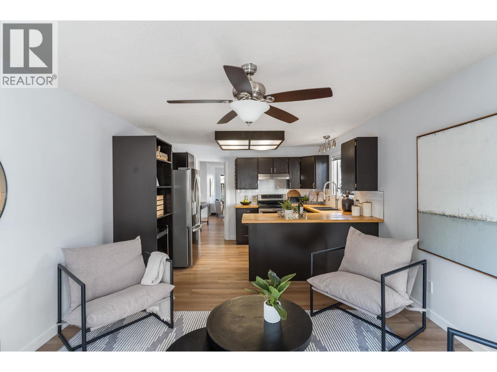 Photo 15 of 2050 Zinnia Road, Kelowna BC