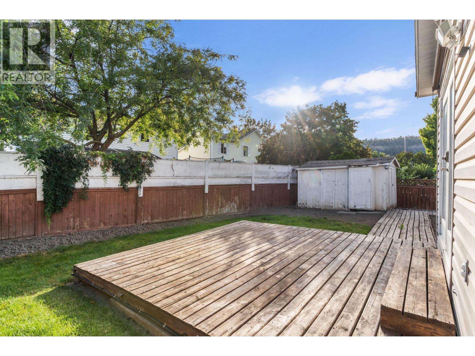 Photo 23 of 2050 Zinnia Road, Kelowna BC
