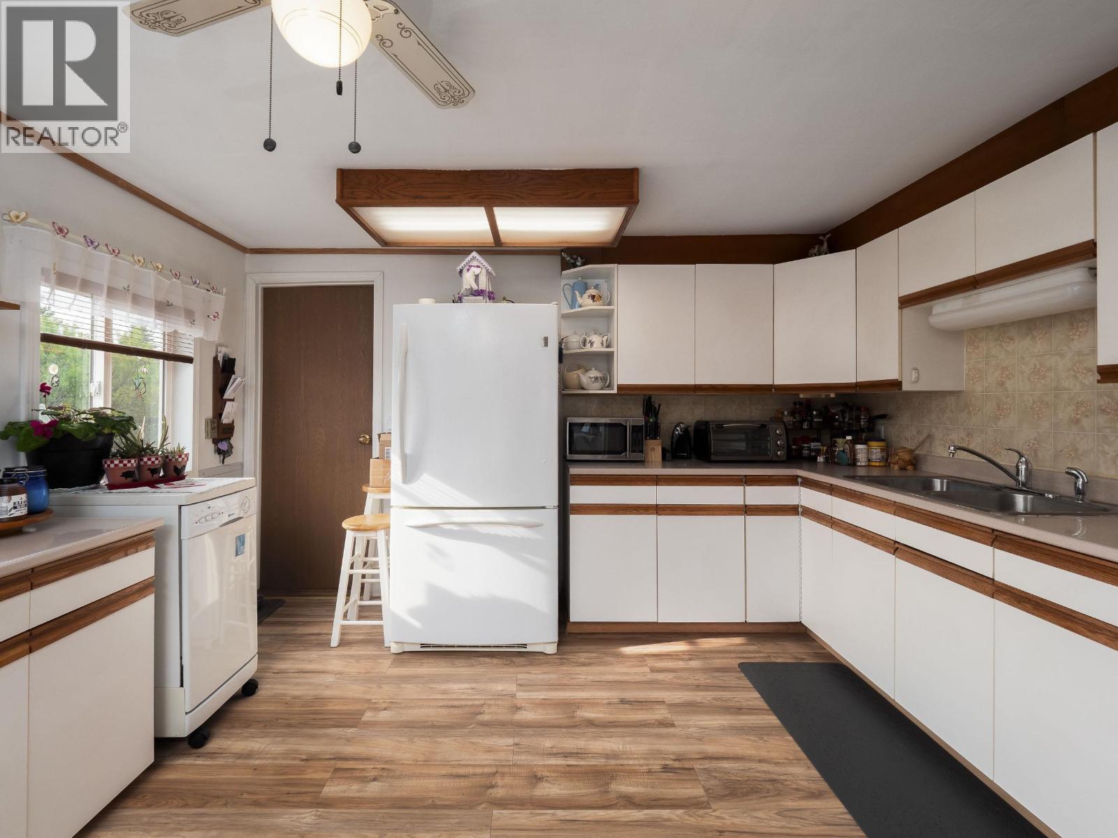 Photo 6 of 23700 W Red Rock Road, Prince George BC