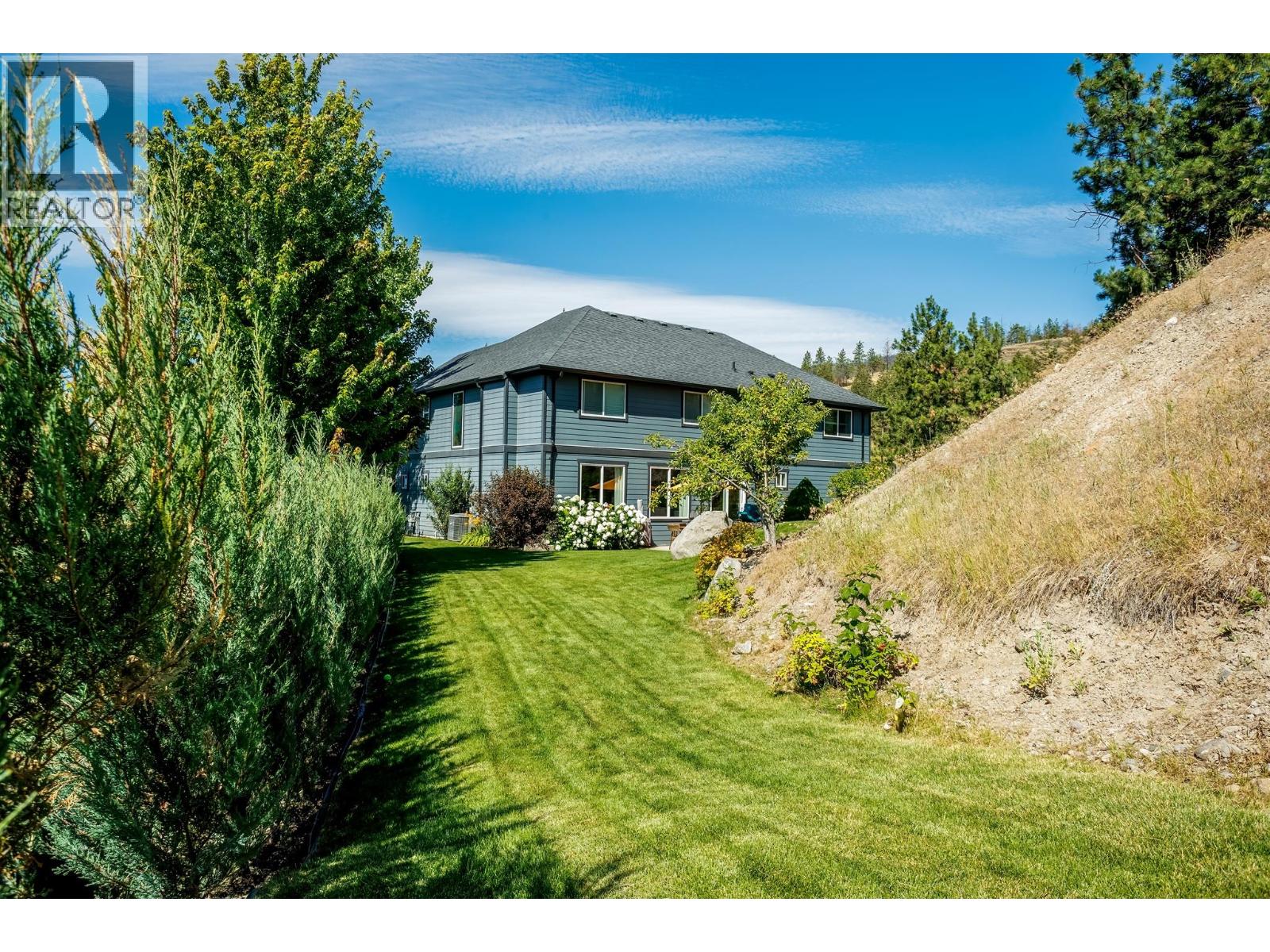  2052 Sunview Drive, West Kelowna