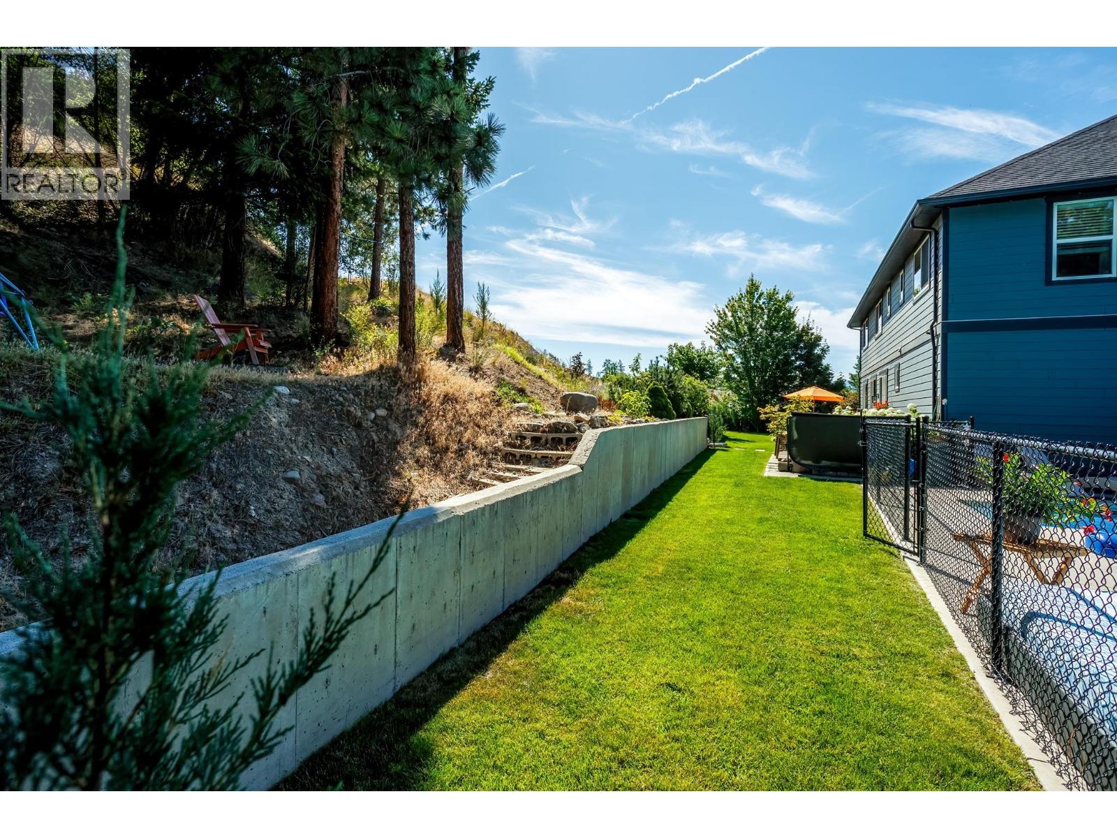  2052 Sunview Drive, West Kelowna