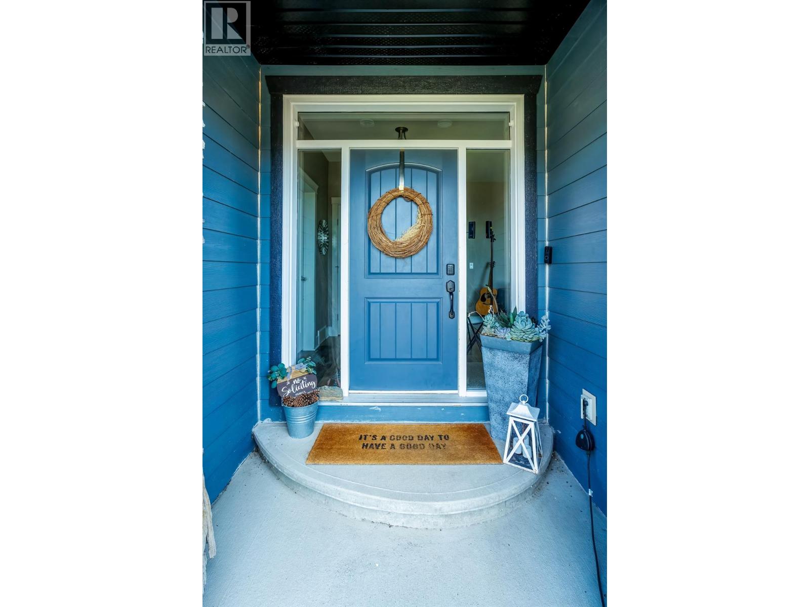  2052 Sunview Drive, West Kelowna