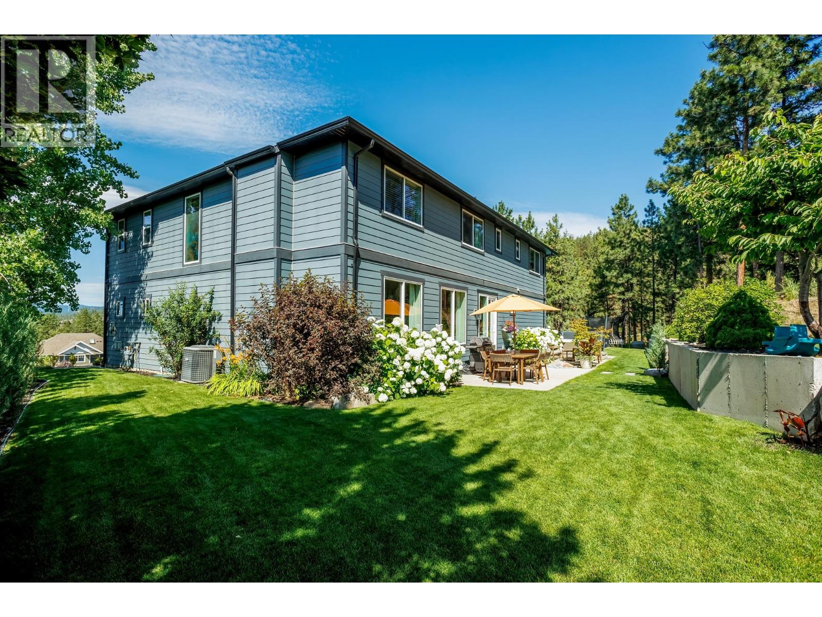  2052 Sunview Drive, West Kelowna