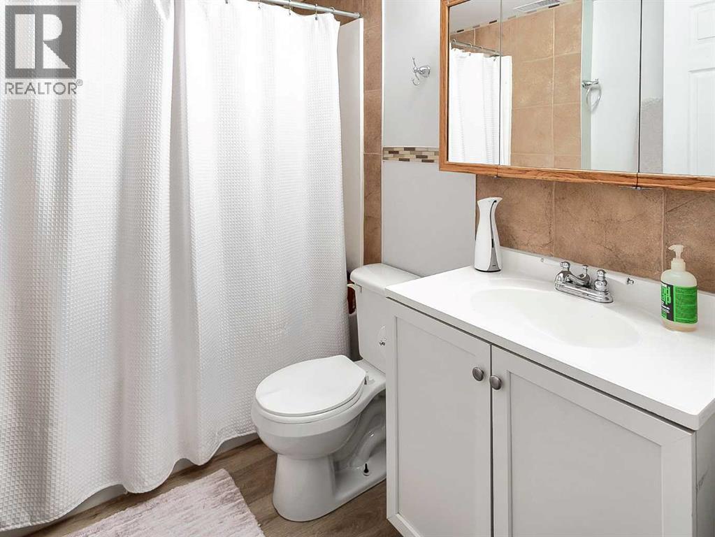 Single Family House for Sale in    Street SW Lower Mount Royal Calgary 