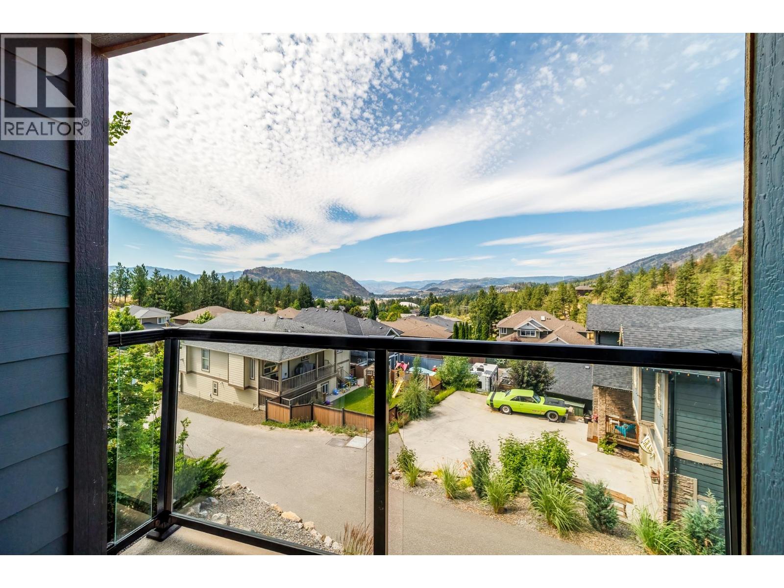  2052 Sunview Drive, West Kelowna