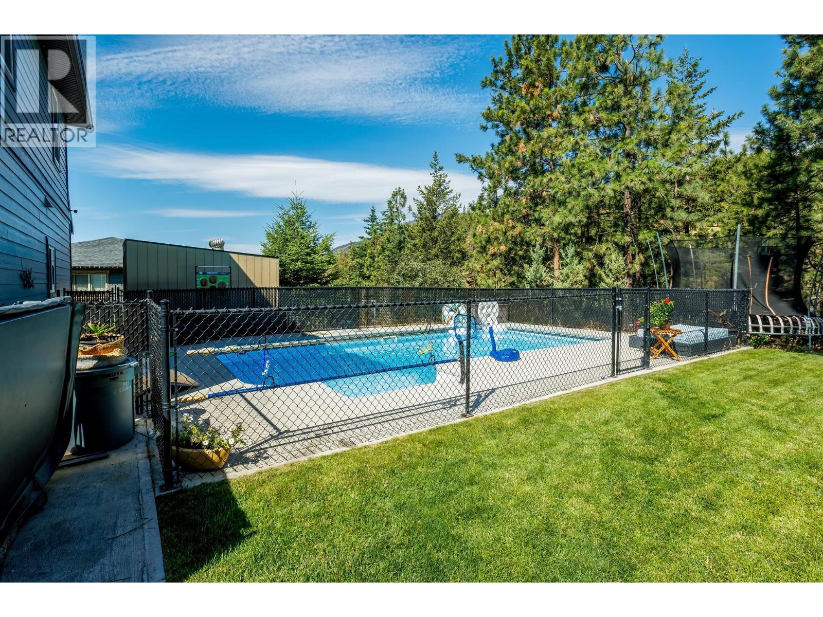  2052 Sunview Drive, West Kelowna