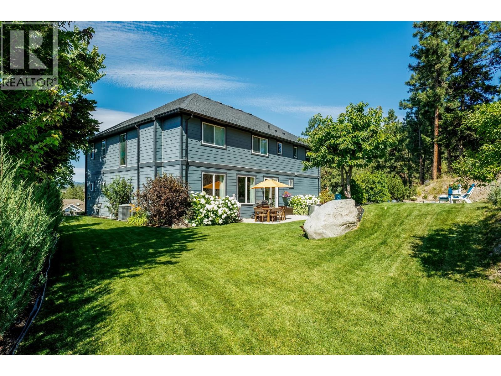  2052 Sunview Drive, West Kelowna