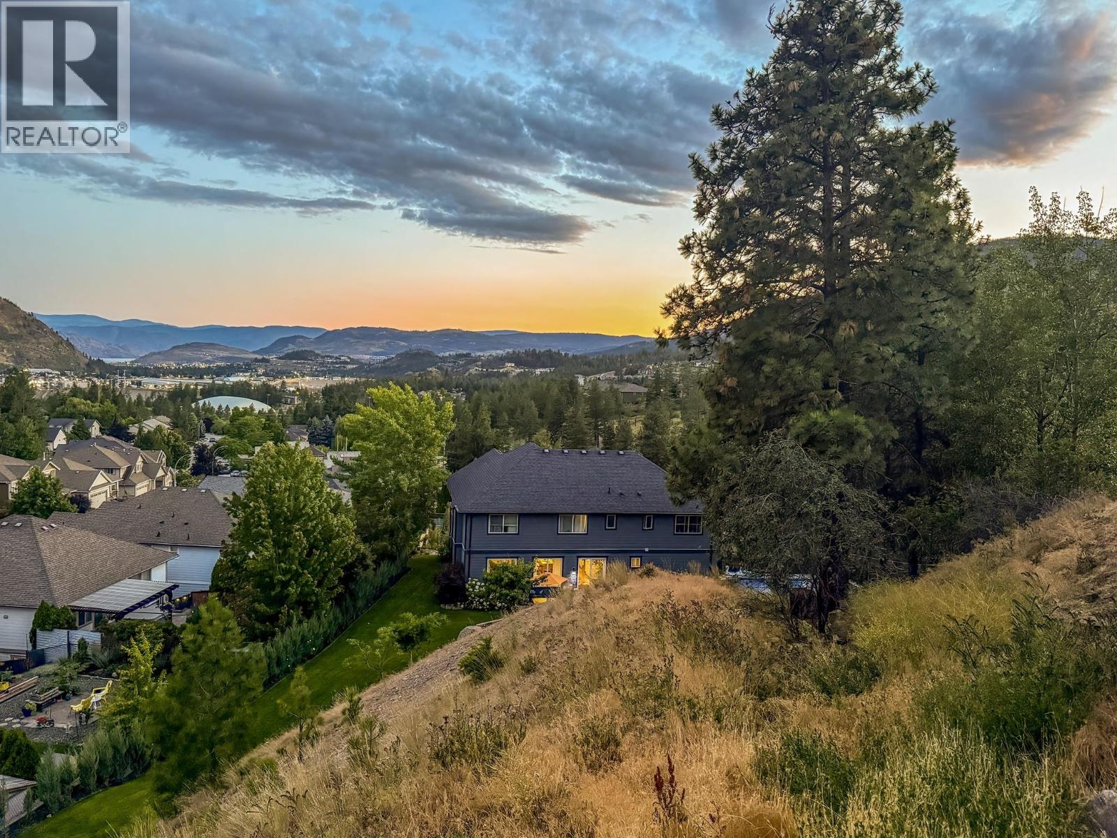  2052 Sunview Drive, West Kelowna
