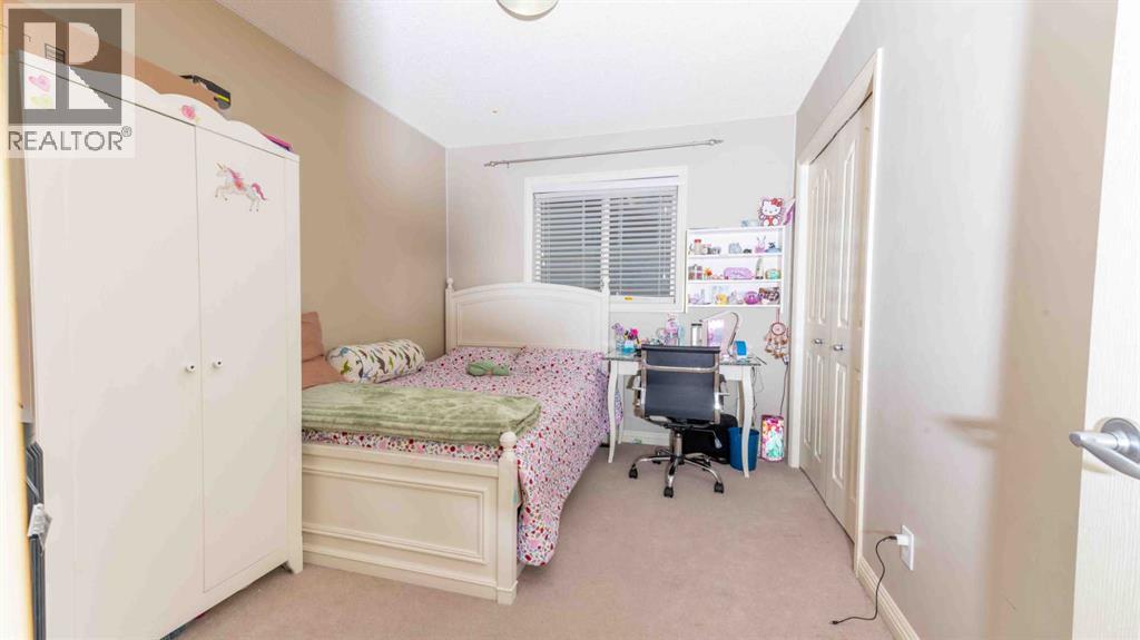 Photo 40 of 87 Kincora Drive Nw, Calgary AB