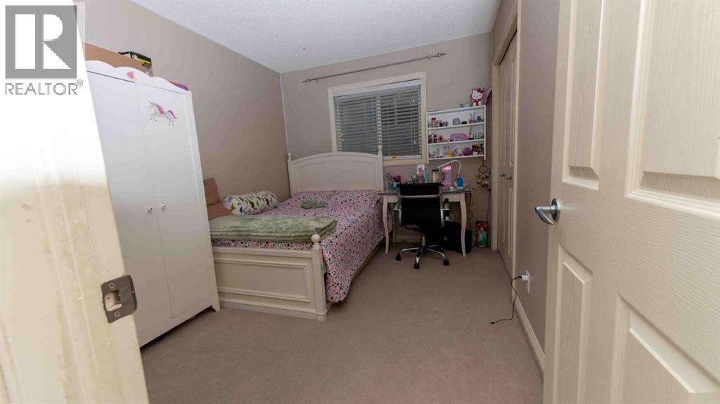 Photo 35 of 87 Kincora Drive Nw, Calgary AB