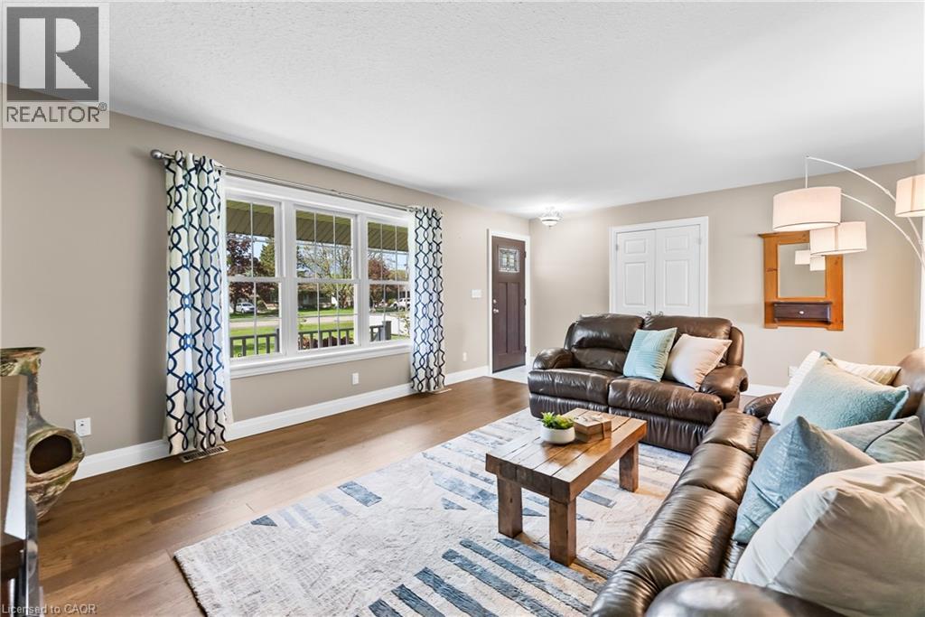 Photo 10 of 3725 Nigh Road, Ridgeway ON