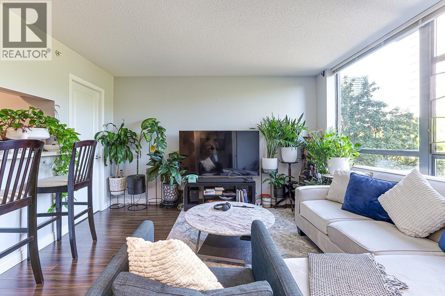 Photo 2 of 308 3520 Crowley Drive, Vancouver BC