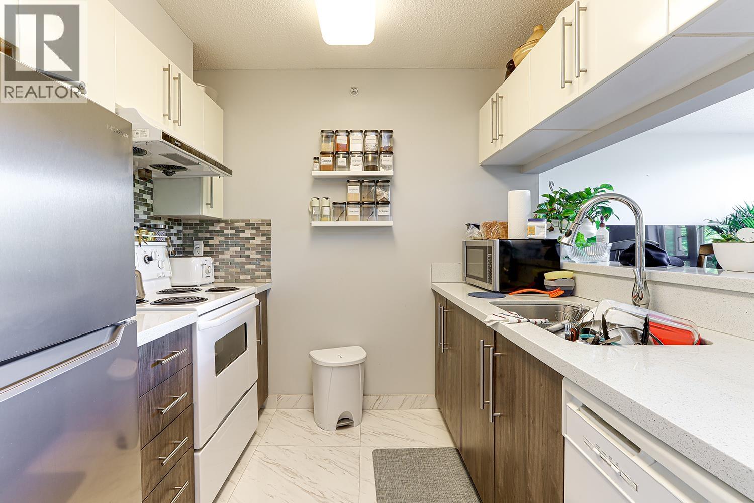 Photo 10 of 308 3520 Crowley Drive, Vancouver BC