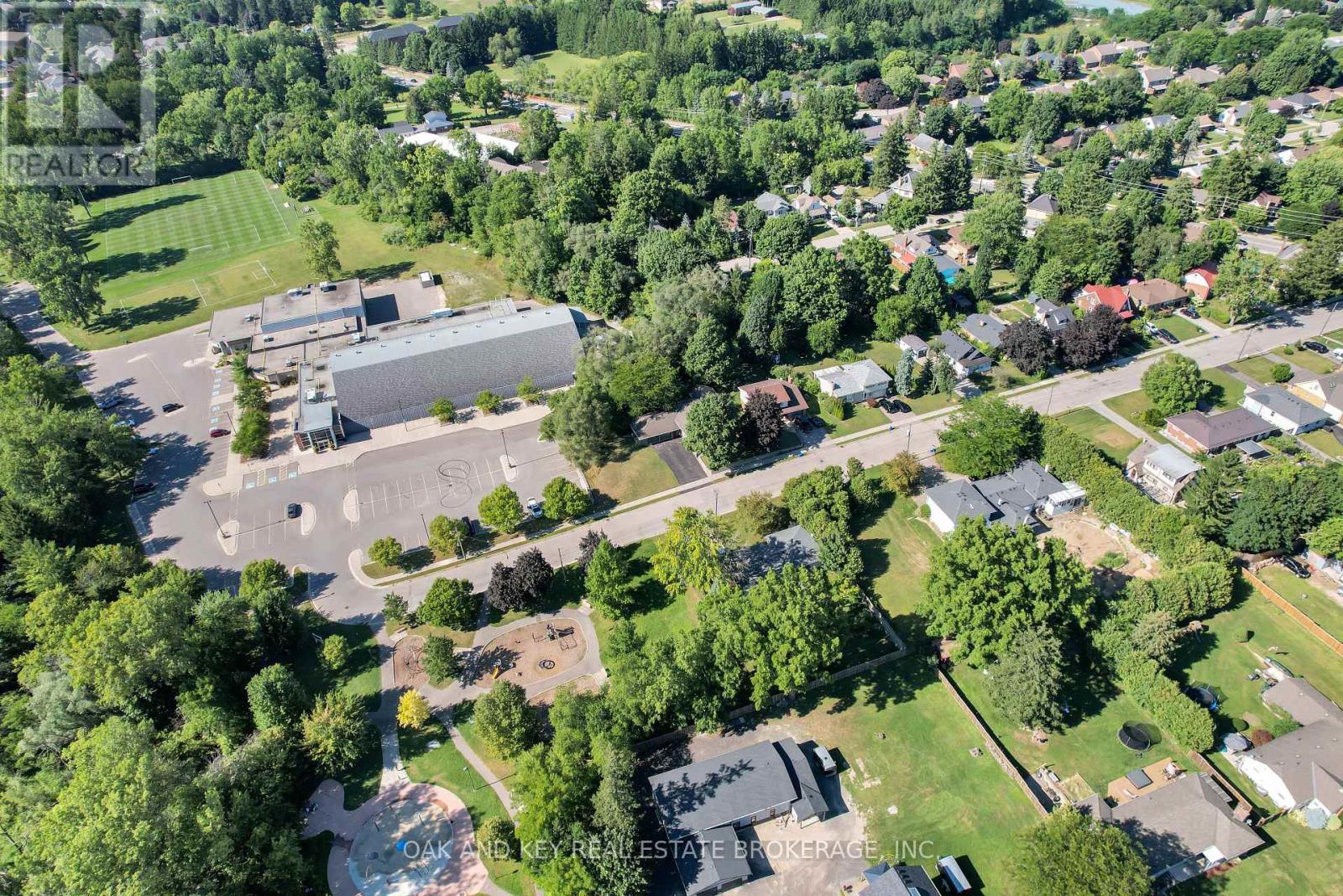 Photo 3 of 7079 Beattie Street, London South ON