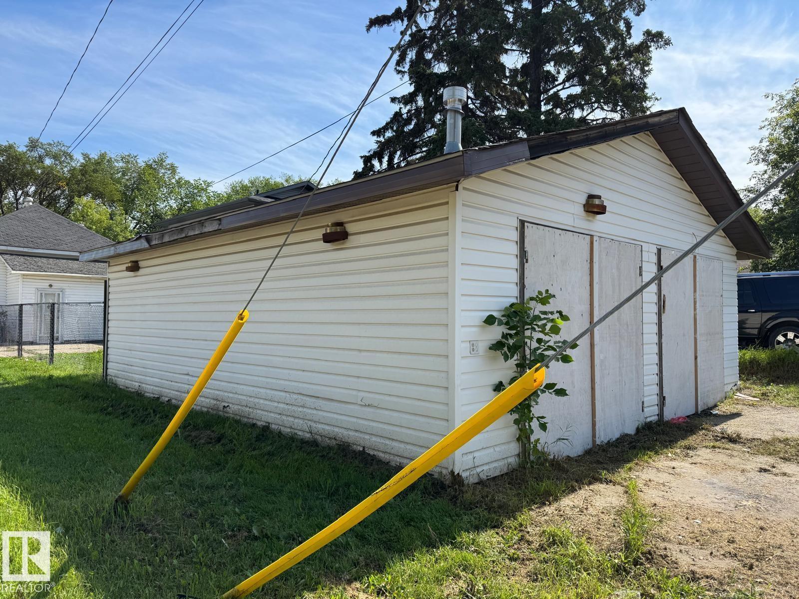 Photo 34 of 11734 87 St Nw, Edmonton AB
