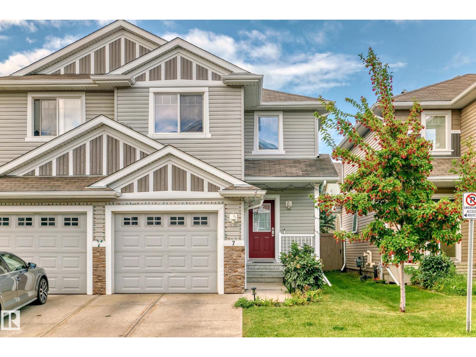 Photo 1 of 7 655 Tamarack Rd Nw, Edmonton AB